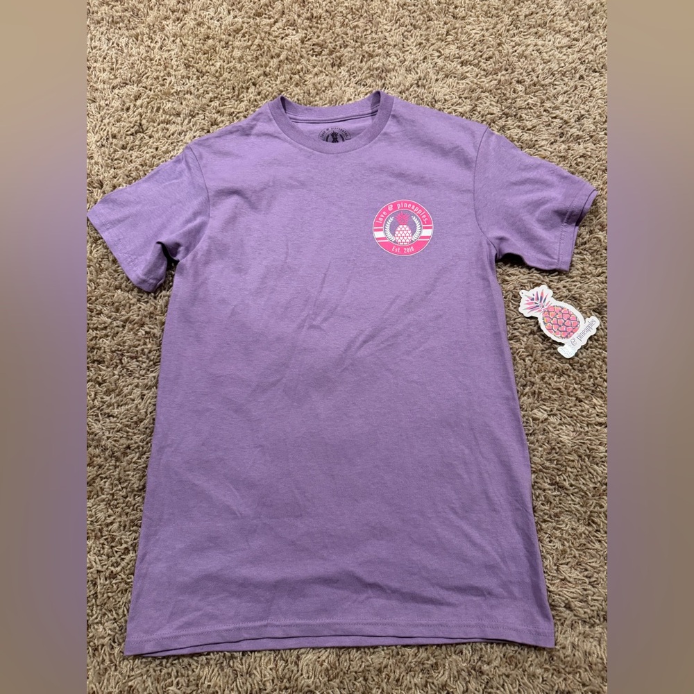 NWT - Womens LOVE & PINEAPPLES purple logo t shirt size small